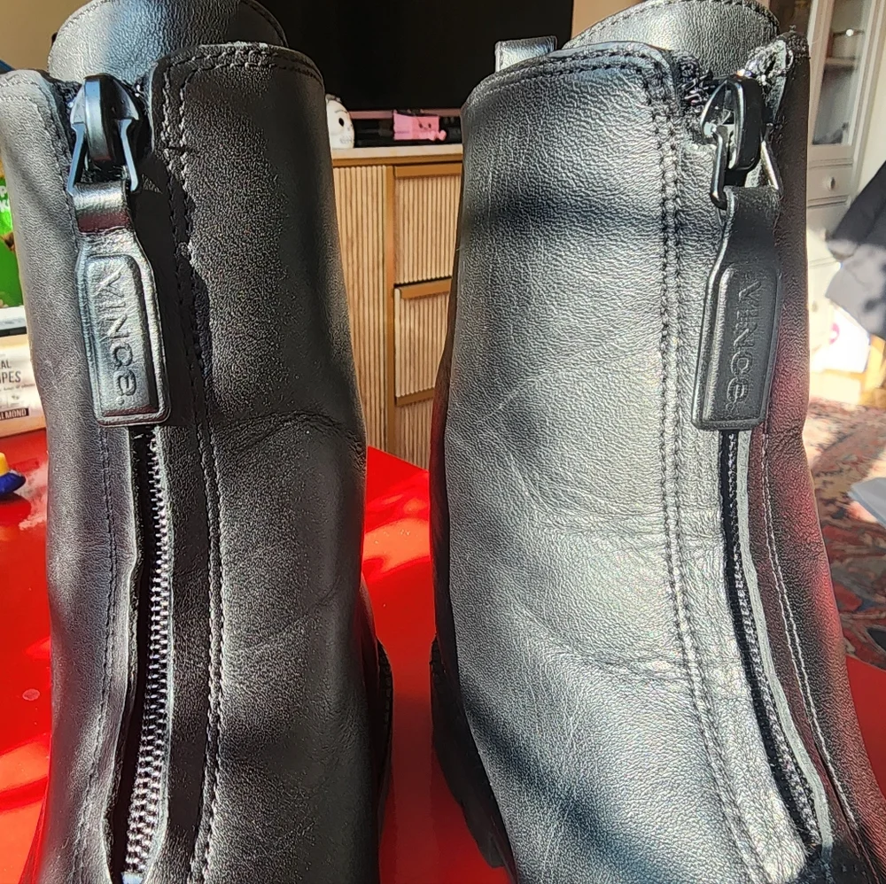 Vince Cabria Womens Water Resistant Leather Chelsea Boot Zip Front Lug 7.5 38.5 - Picture 3 of 11